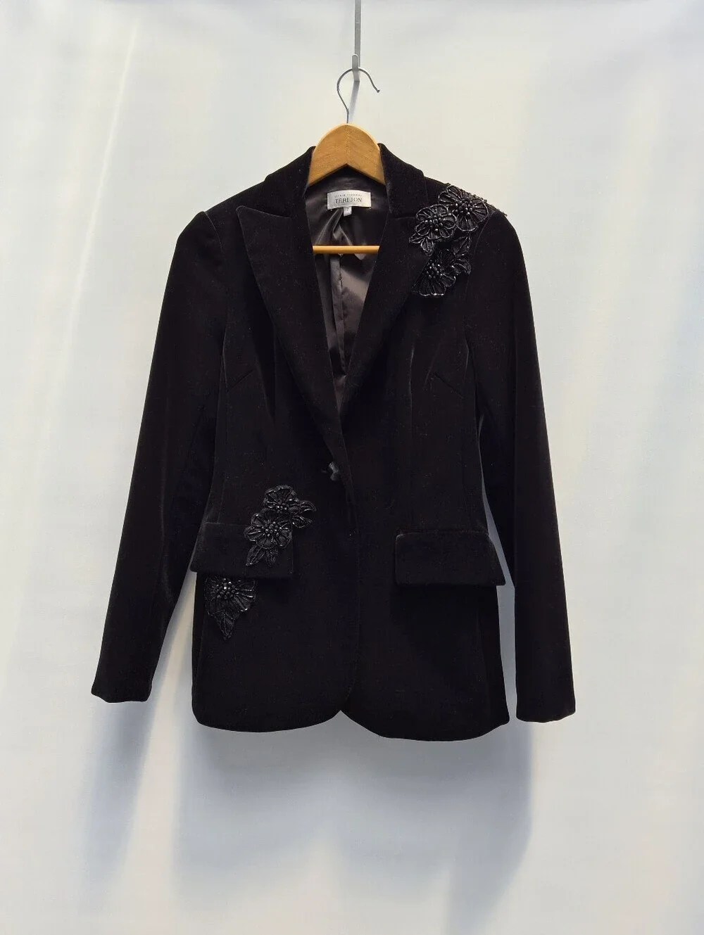 Rickie Freeman Teri Jon Black Velvet Beaded Applique Blazer Jacket Size 2